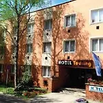 Touring Szálloda 2*