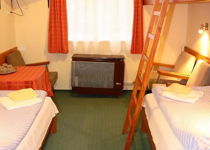 Touring Hotel 2*