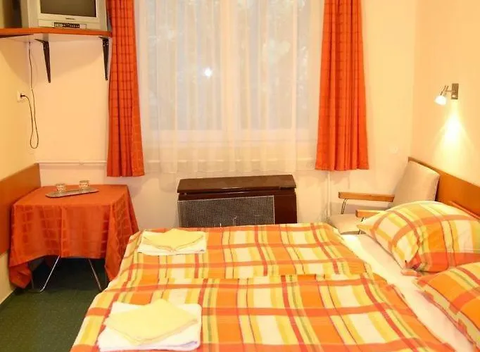 Touring Hotel